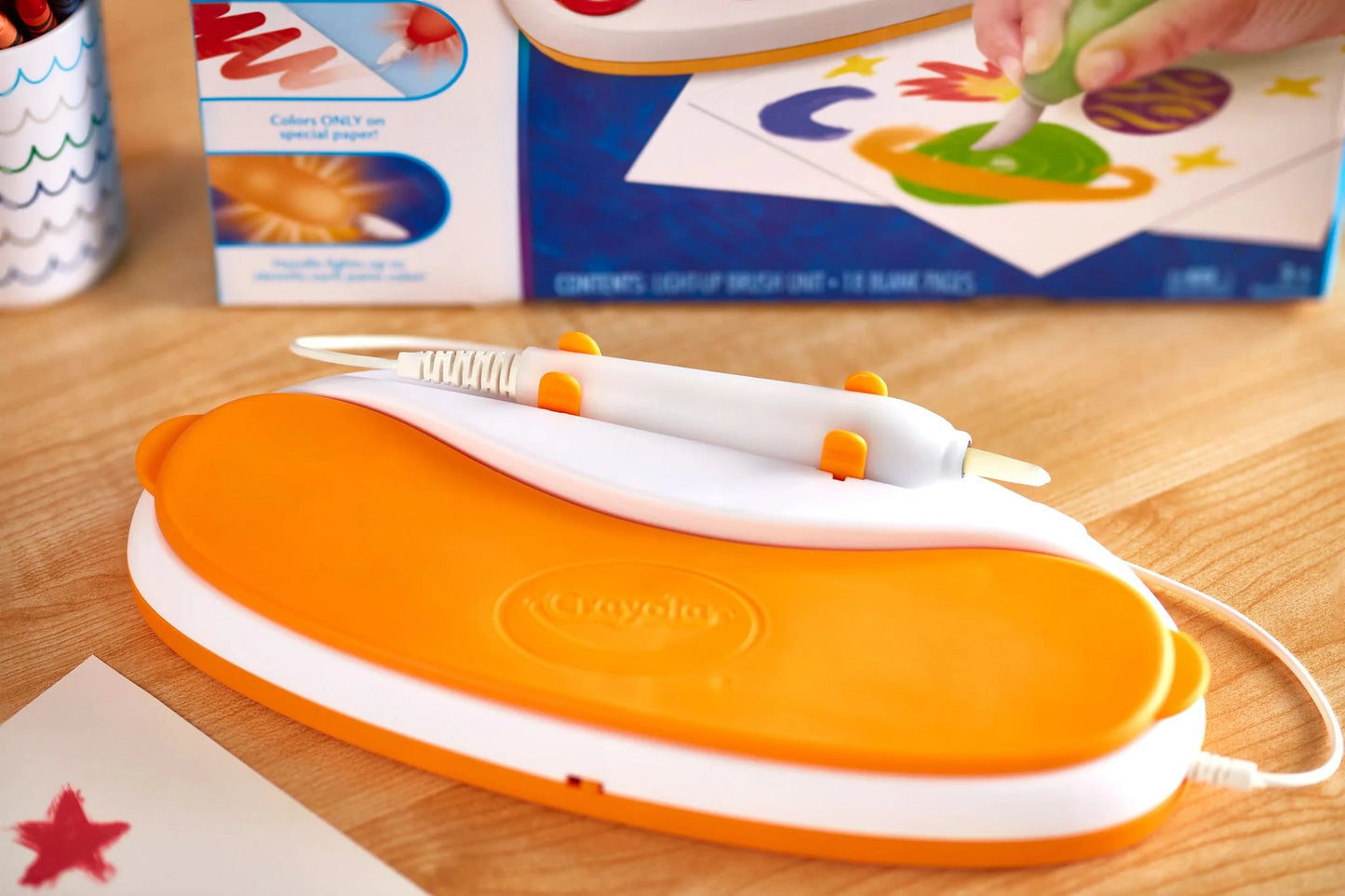 Color Wonder Magic Light Brush, Mess Free Kids Painting Set, Preschool Supplies, Toddler Activities, Educational Toys, Holiday & Christmas Gifts for Ages 3+